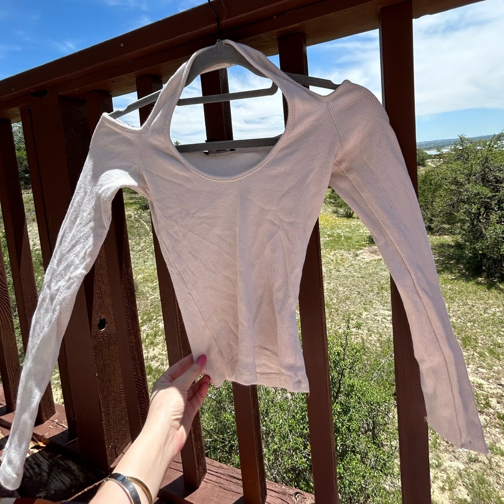 Small white too long sleeve
